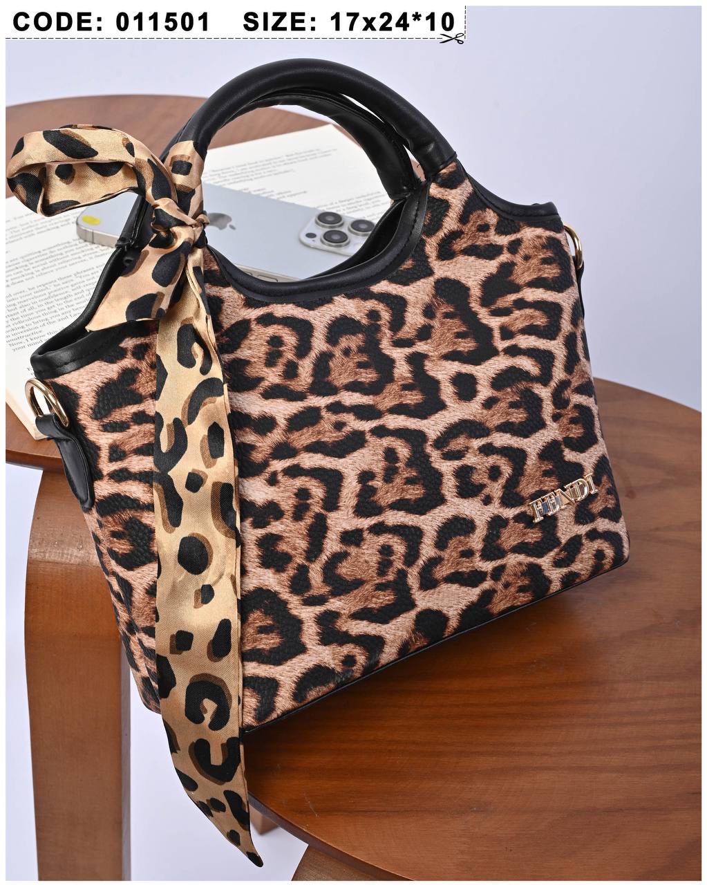 /public/uploads/photos/shares/Suzy bags/IMG_3164.jpeg